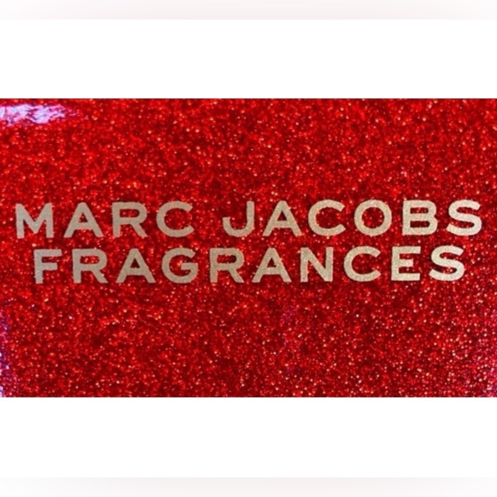 MARC JACOBS Fragrances Pouch, EUC - Picture 11 of 11